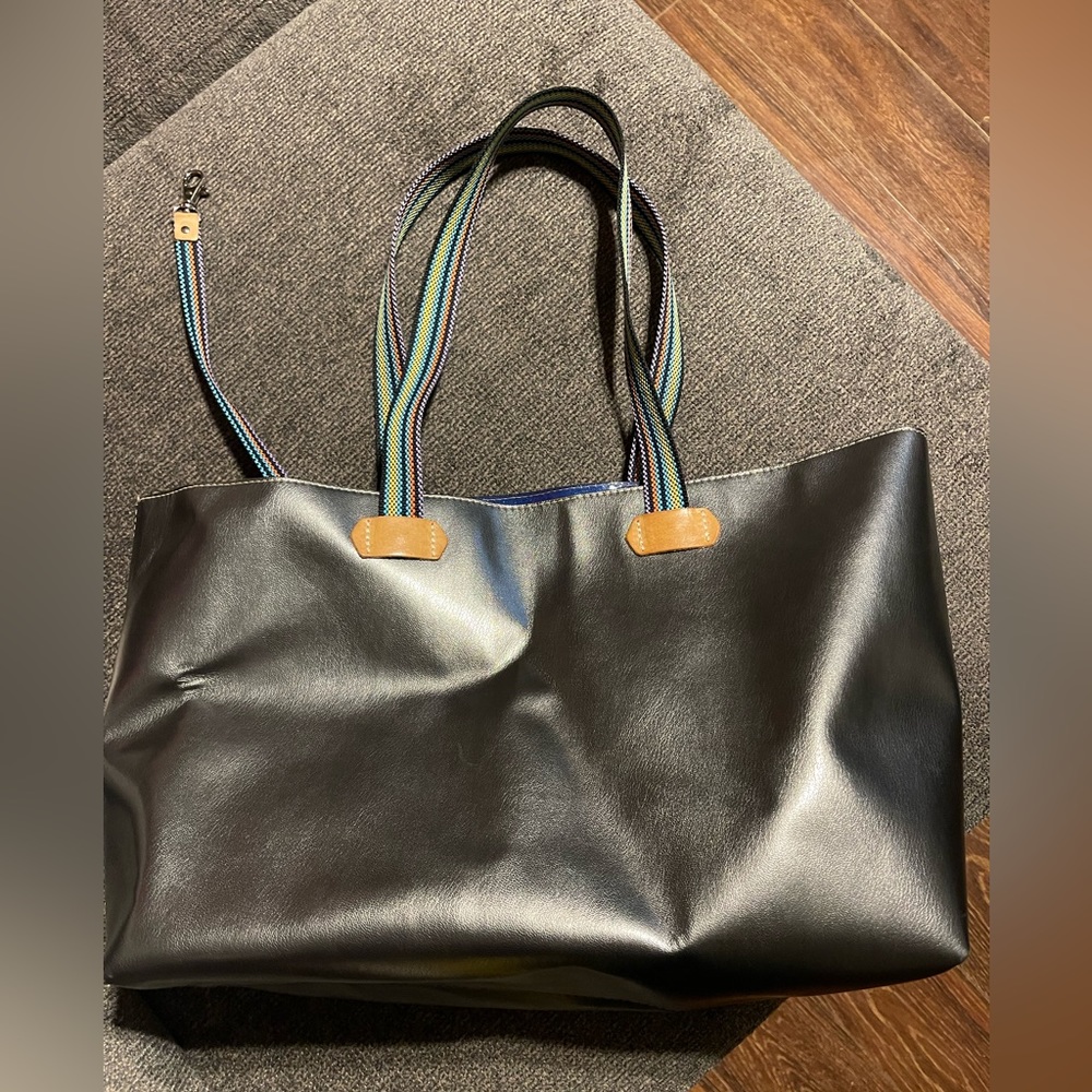 Consuela tote